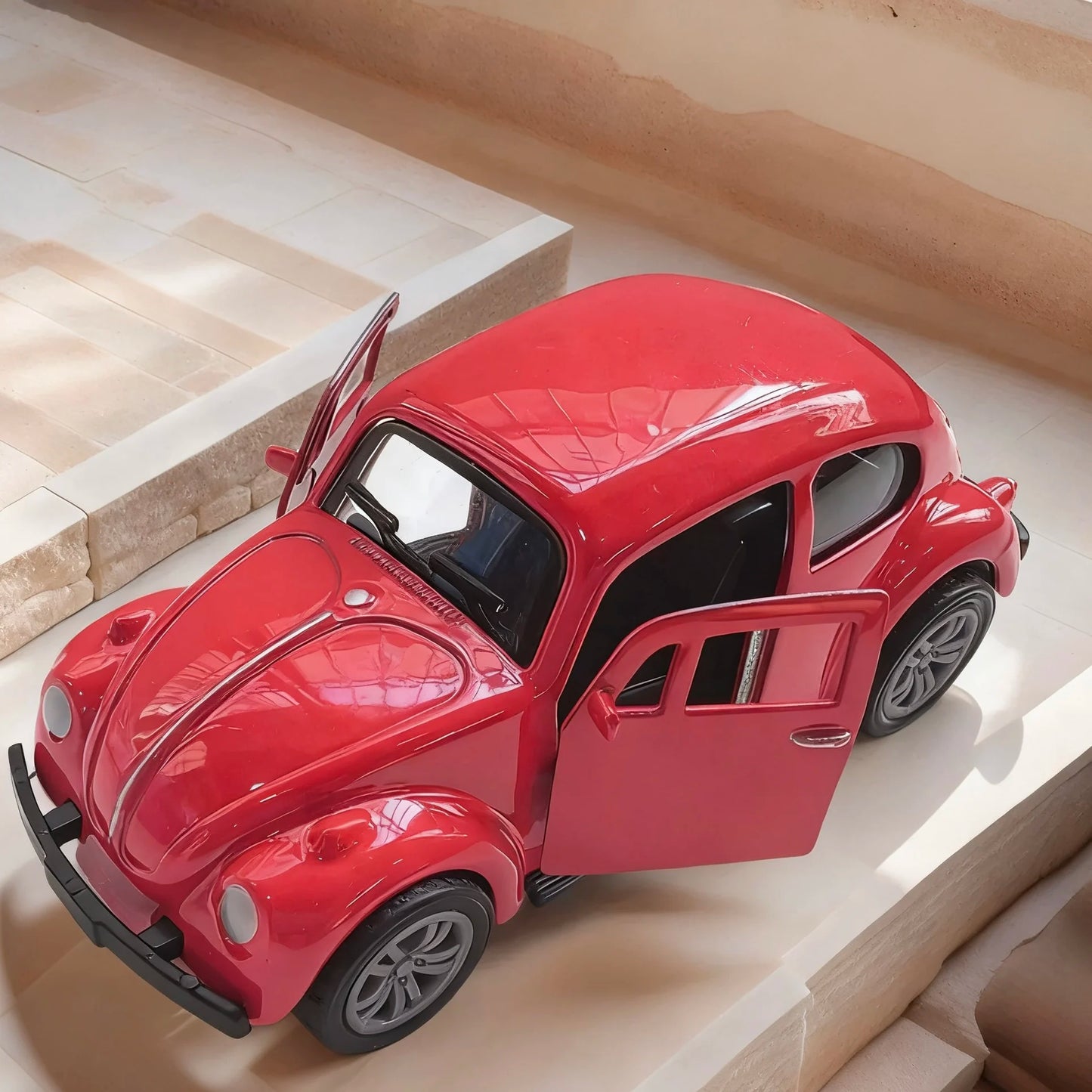 Alloy car model, retro beetle-shaped small car, that can open the door and police cars. Pocket toy cars that boys love.