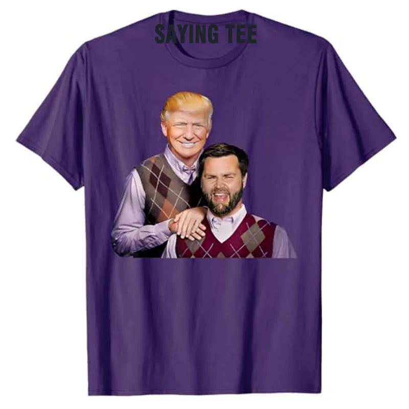 MAGA Vance 2024 Hermanos Parodia divertida MAGA J.D. Vance Bros Camiseta Humor campaña divertida atuendo gráfico de manga corta con dicho Camiseta