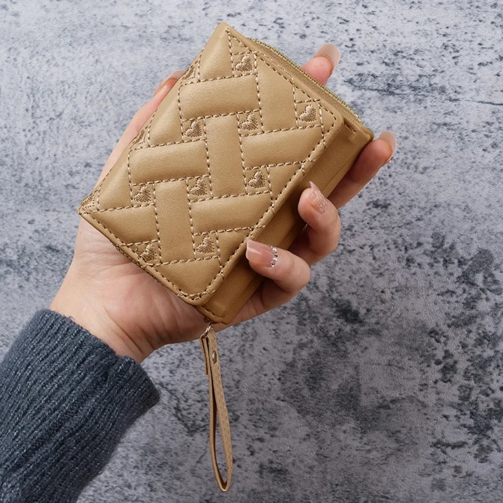 Women's Love Zero Embroidered Short Wallet, Zipper Buckle, Large Capacity Card Bag, Versatile, Simple Fashion