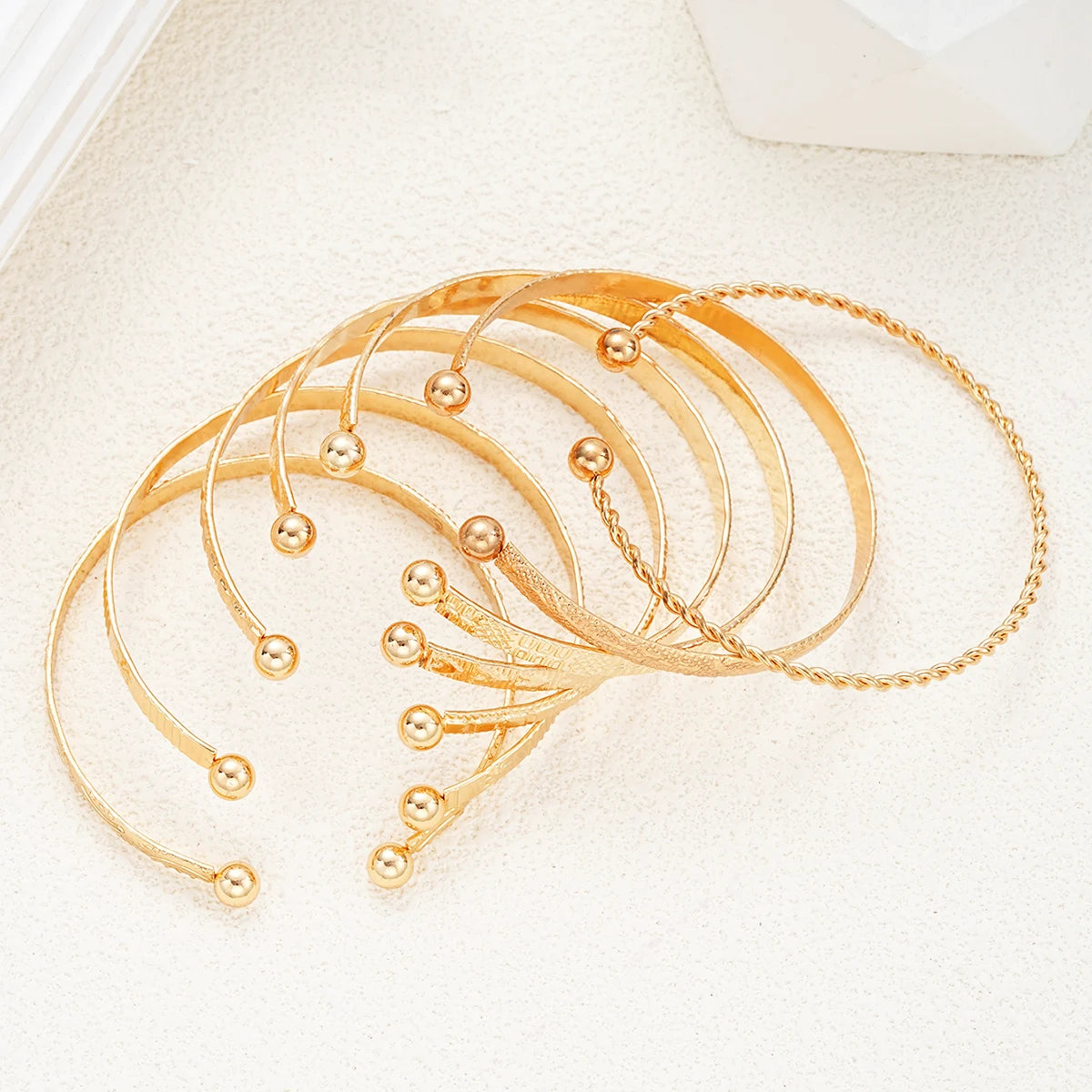 Pulseras punk doradas para mujer, streetwear, con estampado de corazón gótico, diseño de metal, brazalete abierto, joyería de moda, regalos, 7 piezas/conjunto