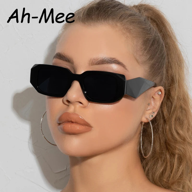 Lunettes de soleil femme carrées — vintage, voyage, petit rectangle, mode, rétro