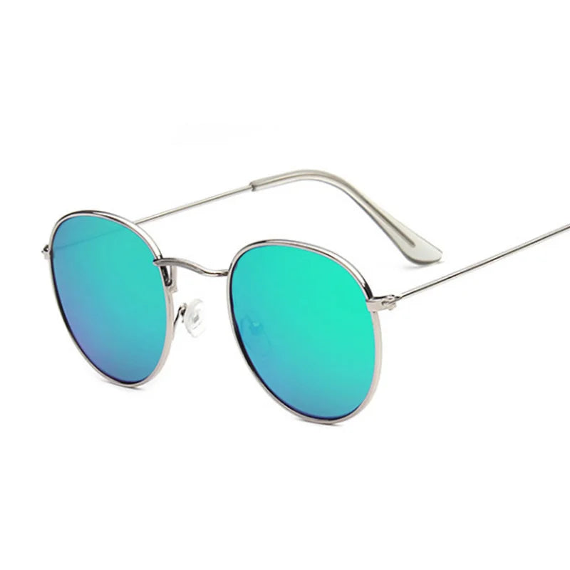 Lunettes de soleil rondes petites en métal pour femme — vintage, voyage, classique, mode, rétro
