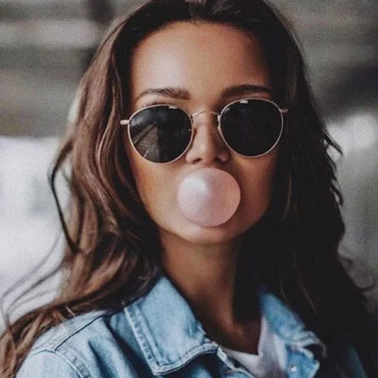 Lunettes de soleil rondes petites en métal pour femme — vintage, voyage, classique, mode, rétro