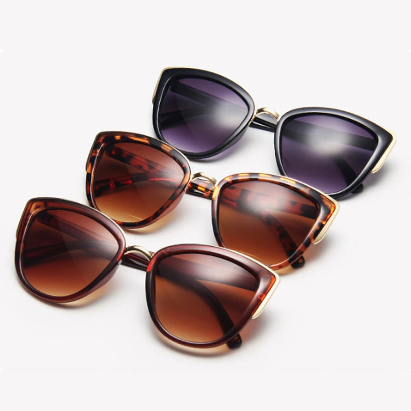 Gafas de sol de ojo de gato para mujer, espejo clásico, vintage, montura de ojo de gato, níquel, exterior