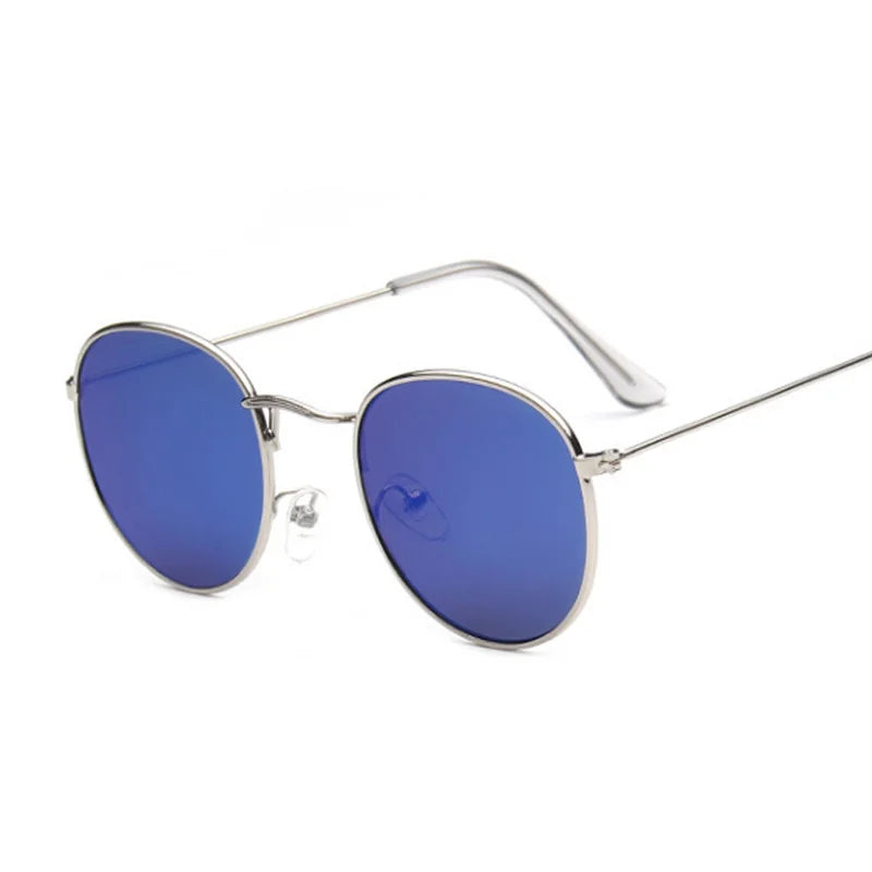 Lunettes de soleil rondes petites en métal pour femme — vintage, voyage, classique, mode, rétro