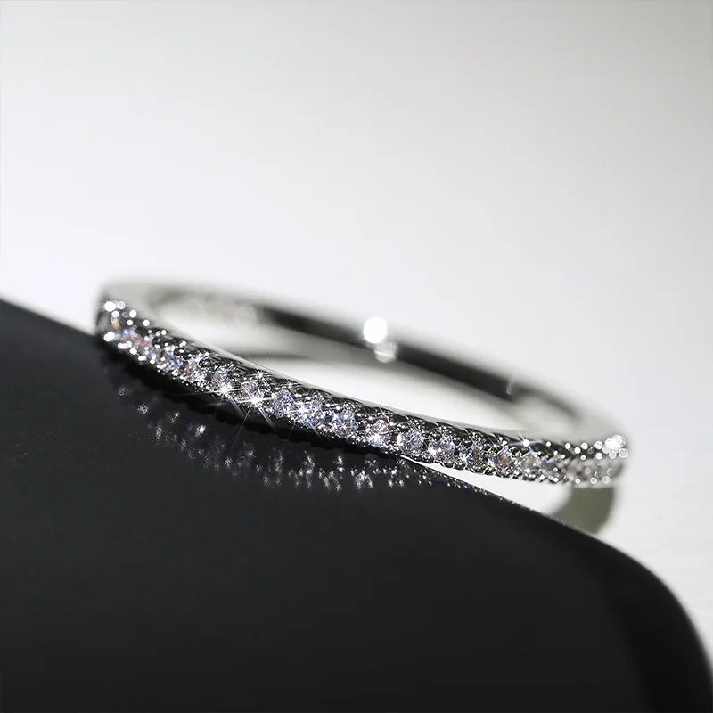 Bague fine minimaliste pour femme — mariage, zircone cubique brillante, polyvalente