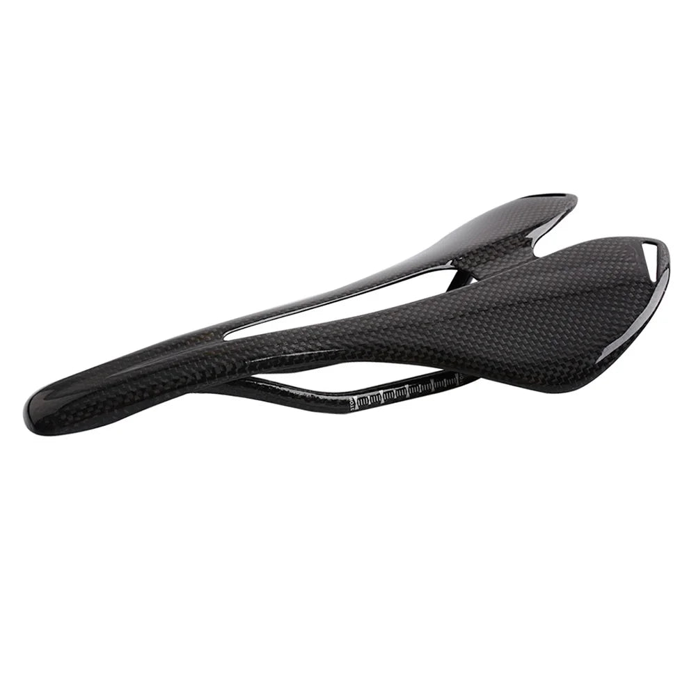 Sillín de bicicleta ultraligero de carbono, asiento de carreras para MTB, sillín de bicicleta de carretera ondulado para hombre, almohadilla de asiento de ciclismo, pieza de repuesto