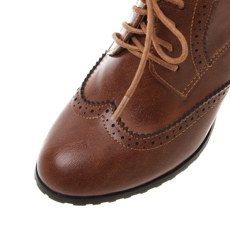 Chaussures Oxford Femme Automne 2025 — Style Classique & Tendance
