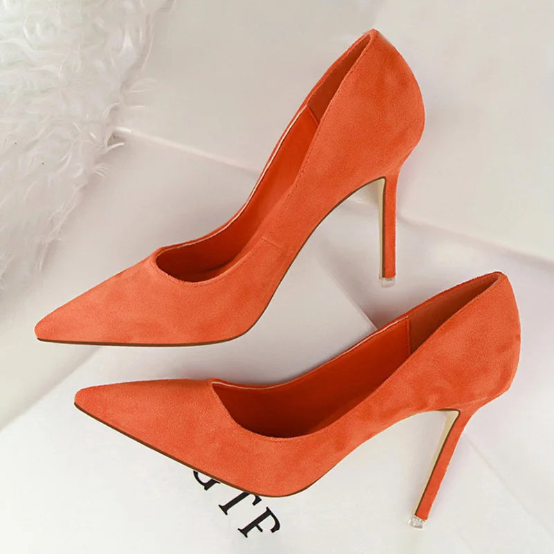 Escarpins à Talons Hauts Bout Pointu Femme — Élégance & Glamour