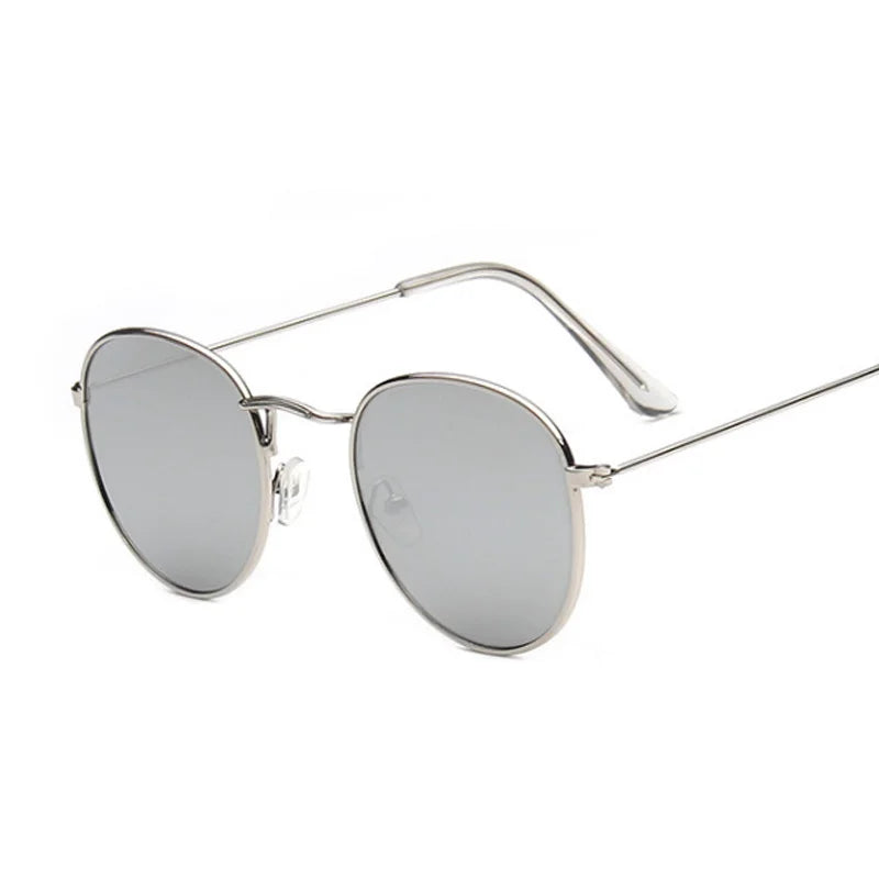 Lunettes de soleil rondes petites en métal pour femme — vintage, voyage, classique, mode, rétro