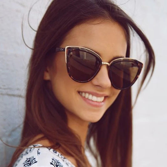 Lunettes de soleil yeux de chat pour femmes, miroir classique, vintage, monture en œil de chat, nickel é, extérieur