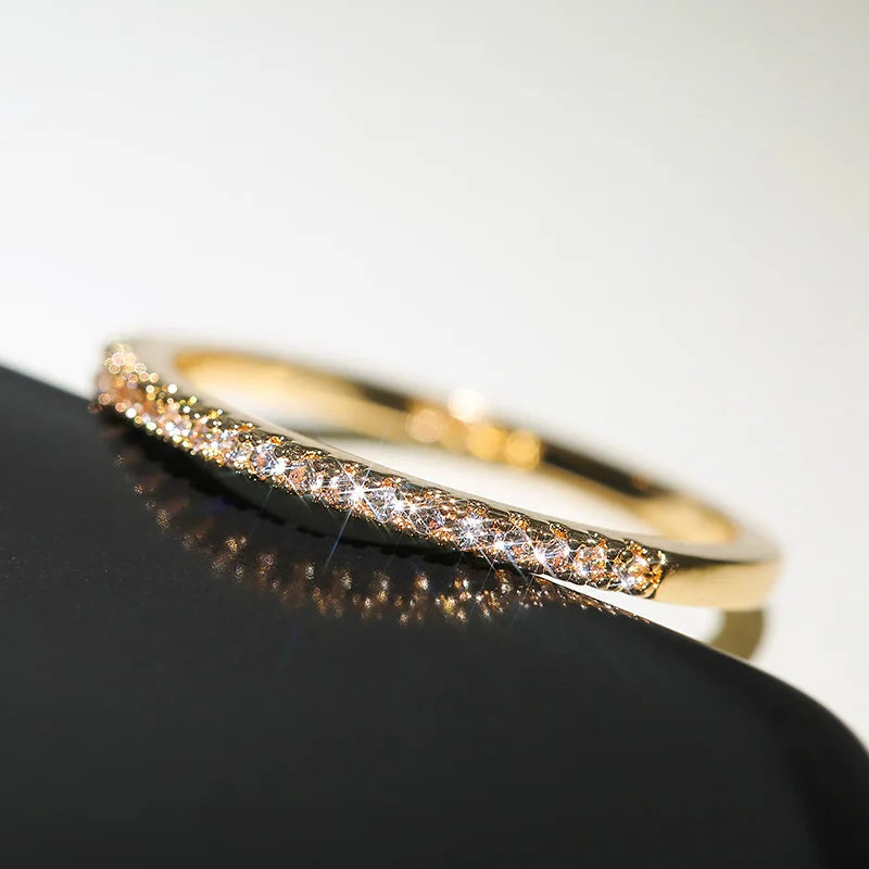Bague fine minimaliste pour femme — mariage, zircone cubique brillante, polyvalente
