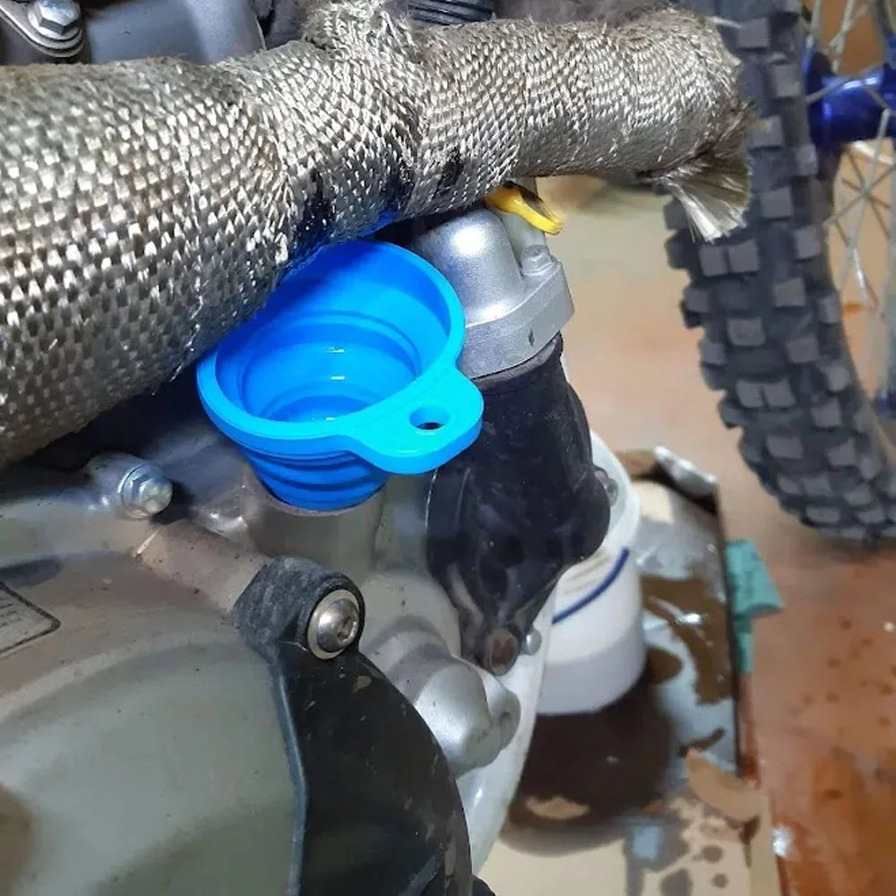 Entonnoir universel pour liquide en silicone, pliable et portable, pour voiture, eau chaude