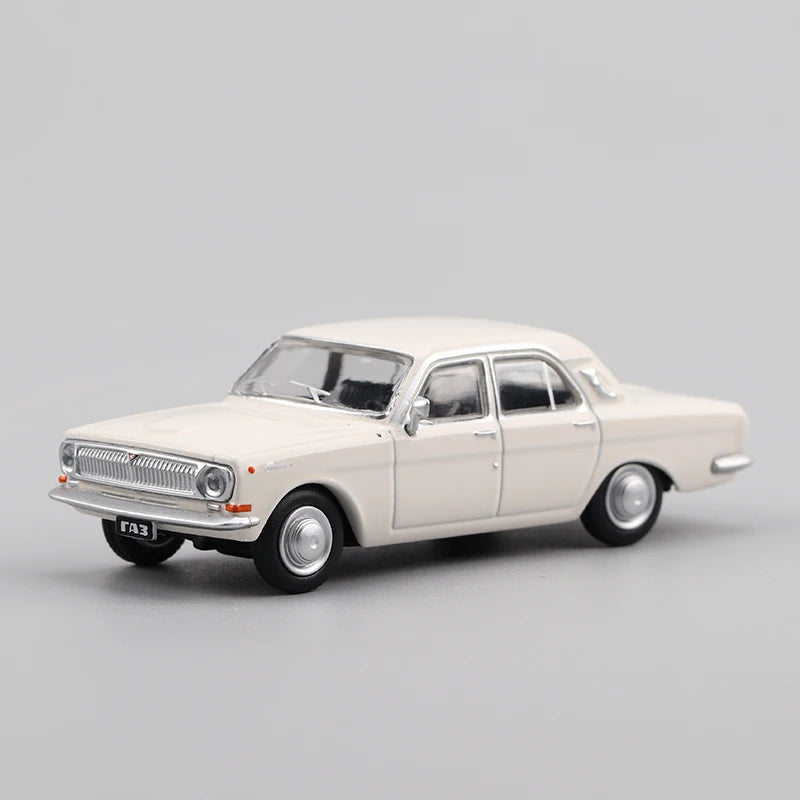 Modèle de voiture soviétique 1:64 en alliage — ornement, souvenir, collection, cadeau de loisirs (v3)