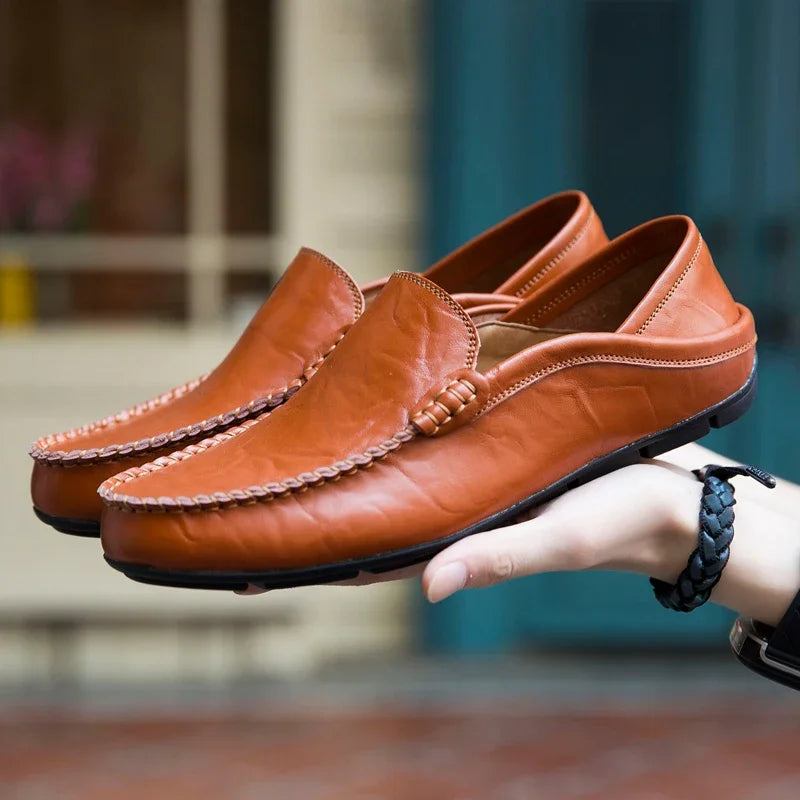 Men's Casual Genuine Leather Shoes Men's Loafers Designer Slip-on Boat Shoes High Quality Chaussure Homme Big Size 37-47