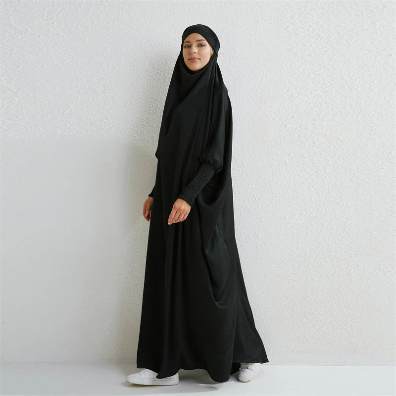 Abaya musulman à capuche manches smockées une pièce Robe de prière femmes Jilbab vêtements islamiques dubaï saoudien Robe noire modestie turque
