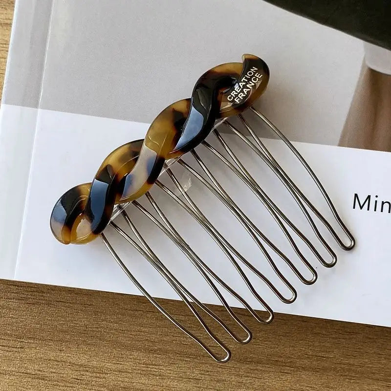 Peigne pince à cheveux torsadé mode — élégant, côté, épingle, fille, accessoires
