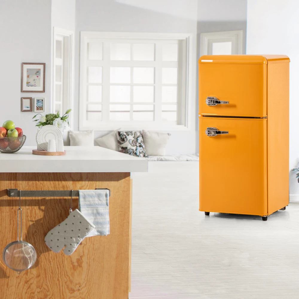 Frigorífico combi retro 45,5 cm de ancho, 2 puertas, 60 litros de volumen total, volumen de congelador 22 litros. 102 KWh/año,