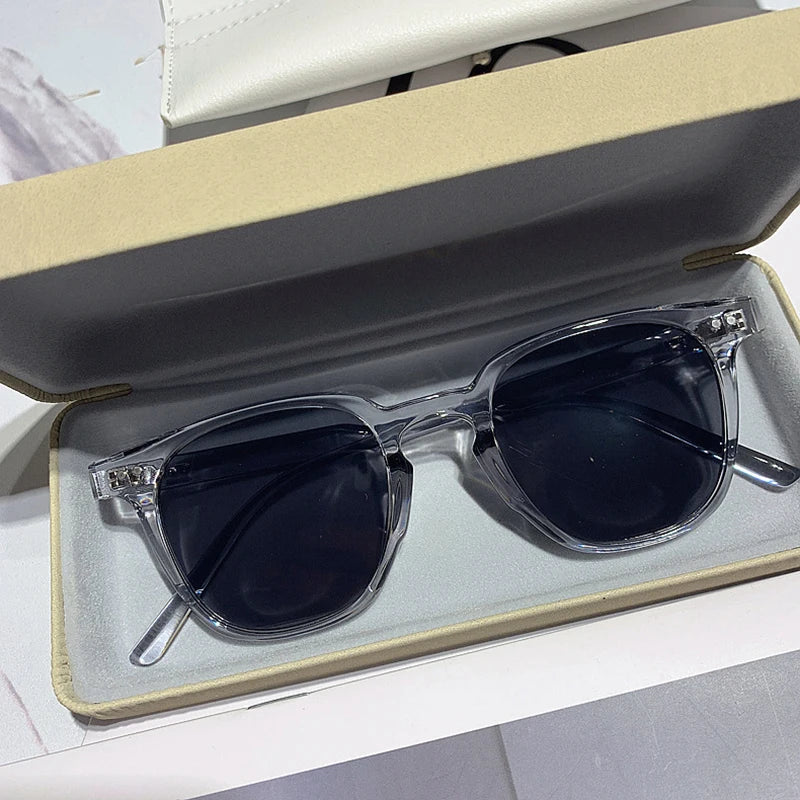 Lunettes de Soleil Carrées Vintage Femme & Homme — Petites Rondes Mode