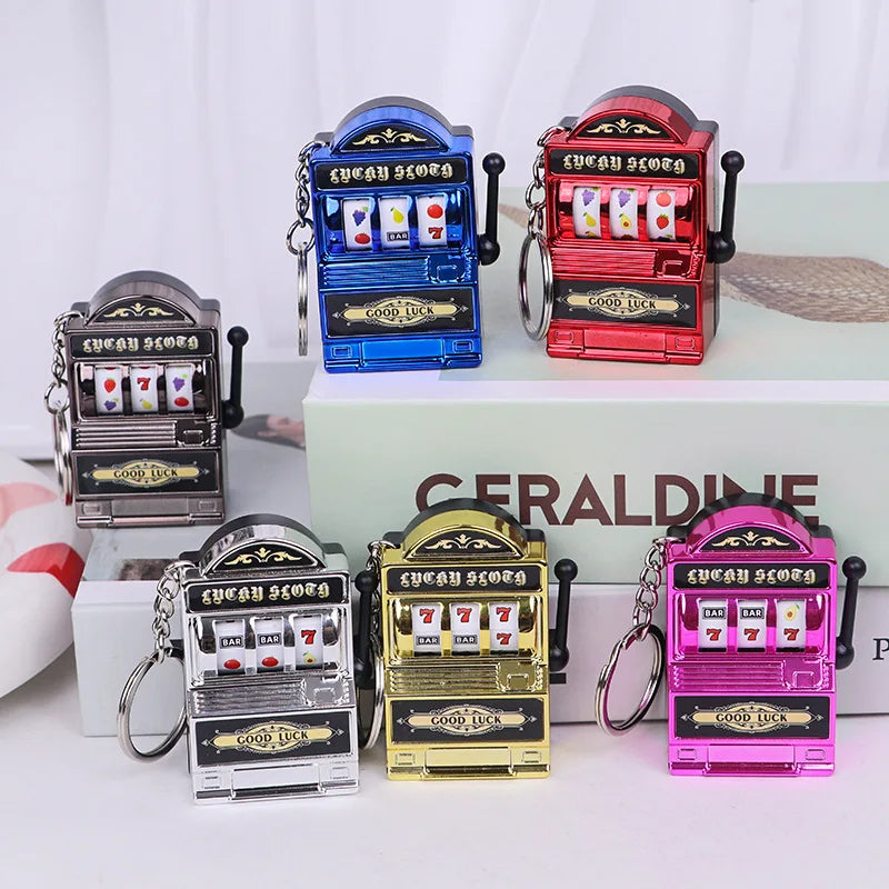 Porte-clés Machine à fentes de fruits, porte-bonheur Jackpot, Mini pendentif de Casino, breloque de sac, cadeaux de nouveauté pour enfants et adultes