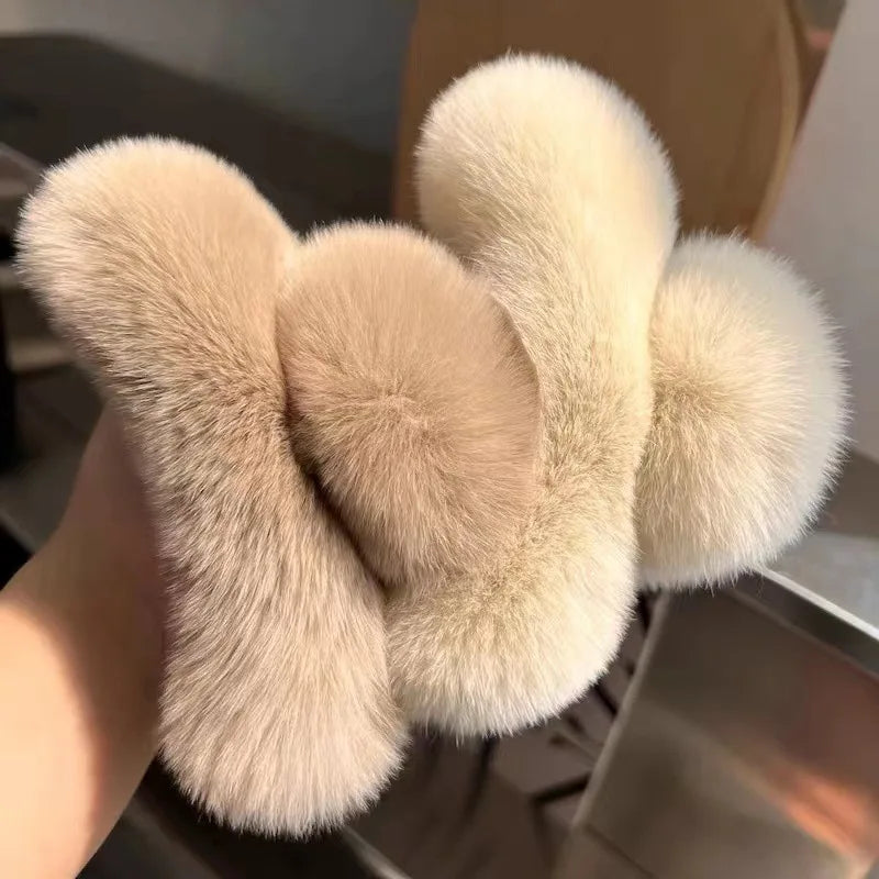 Grande pince en peluche avec une sensation haut de gamme, pince à cheveux poilue d'automne et d'hiver, tempérament féminin et coiffure, 1/2 pièces