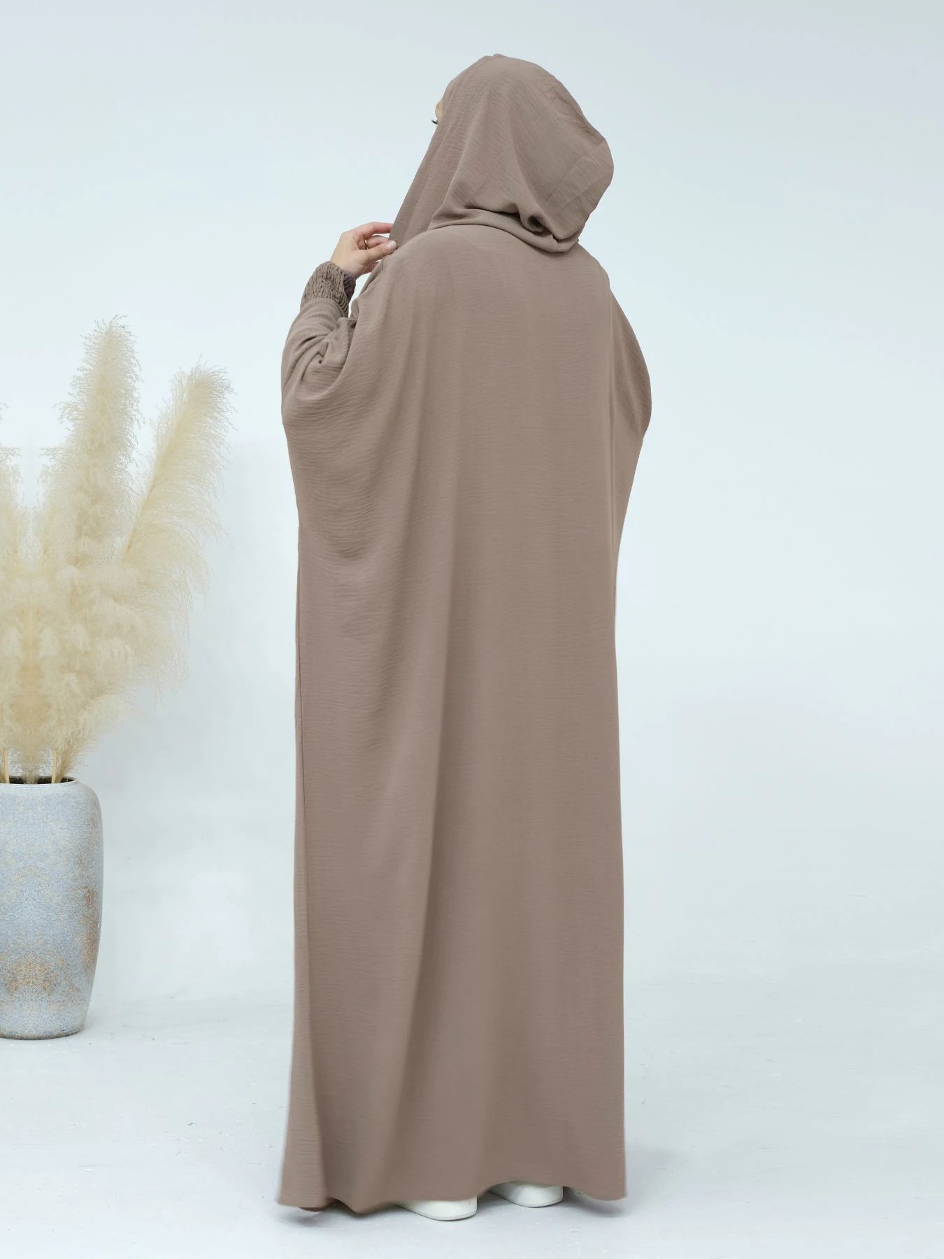 Abayas à pompons pour femmes musulmanes, vêtements de prière du Ramadan, Jalaba à capuche, manches chauve-souris décontractées solides, robe arabe financièrement, Djellab Eid