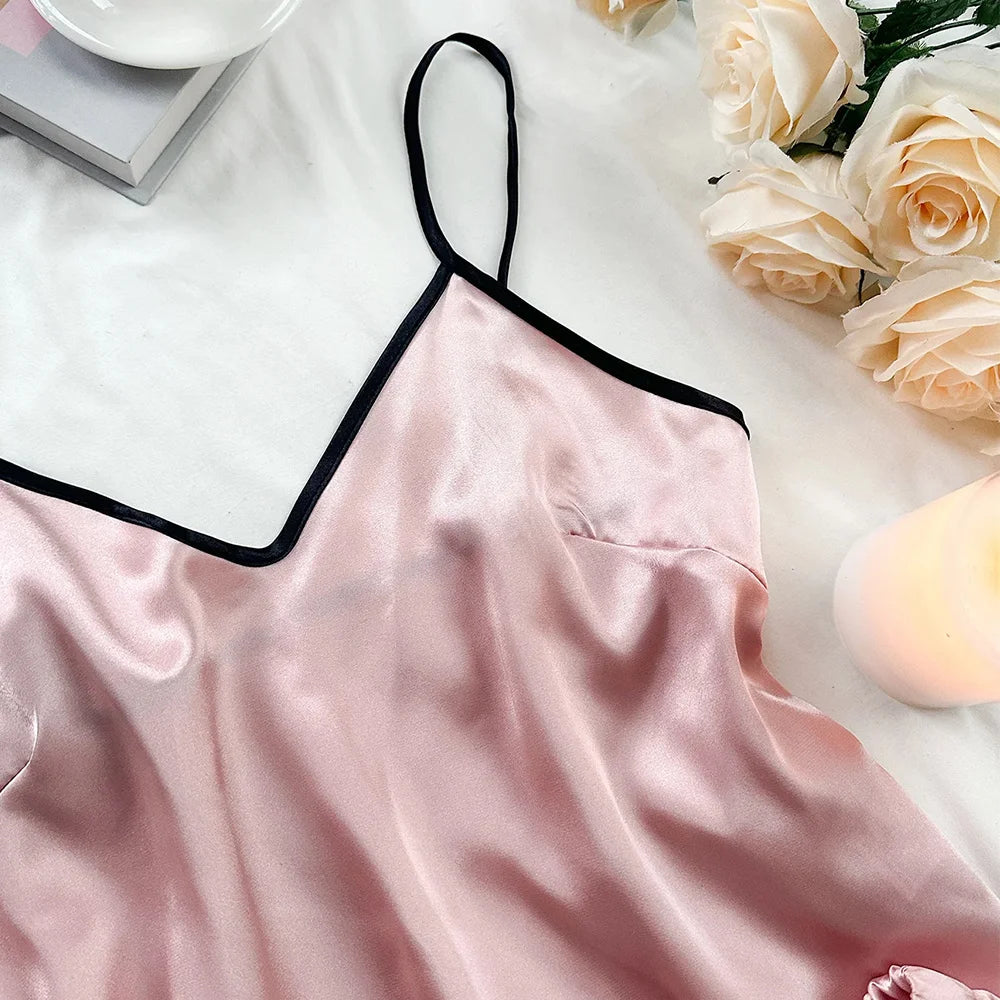 Pijama de satén liso para mujer, camiseta con cuello en V, bordes con volantes y shorts con lazo, conjunto de pijama simple y transpirable, ropa de casa con tirantes