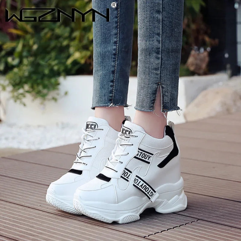 Baskets Montantes à Plateforme Femme — Bottes Sport & Panier