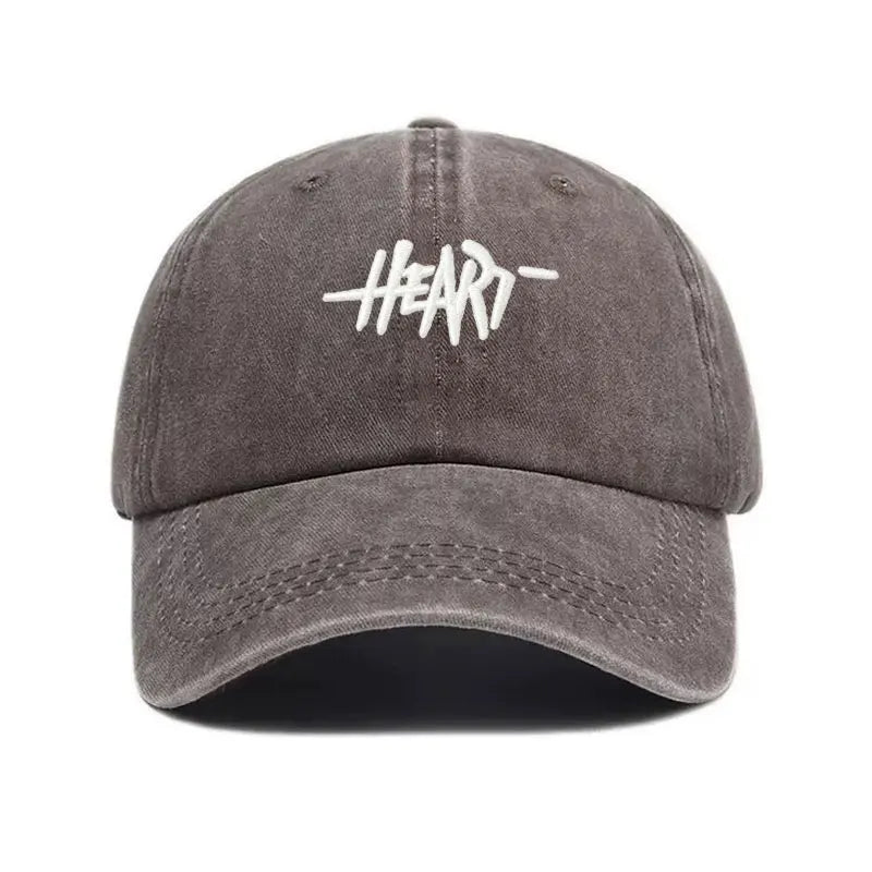 Unisex Vintage Washed Cotton Baseball Cap, Heart Embroidery, Soft Gorra Hip Hop Trucker Style, for Daily Wear and Outdoors