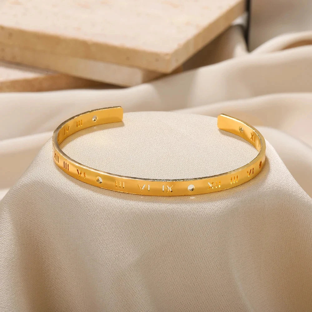 Bracelets d'ouverture à motif de bosse classique exquis pour femmes, manchette, couleur or, acier inoxydable, ornement à main, cadeau