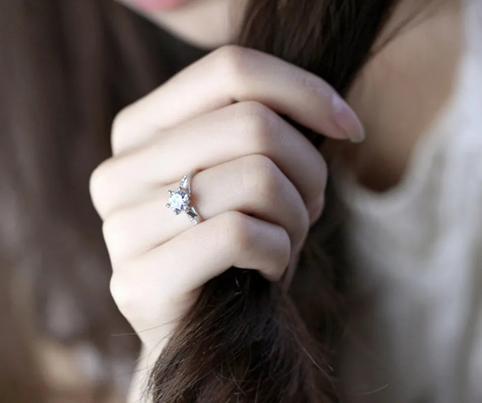 Bague en argent Sterling 925 pour femmes — six griffes, imitation diamant 70ct, bijoux classiques