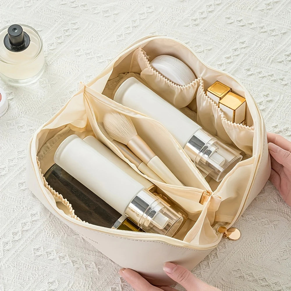Trousse de Maquillage de Luxe Femme — Toilette, Poudres & Cosmétiques Voyage