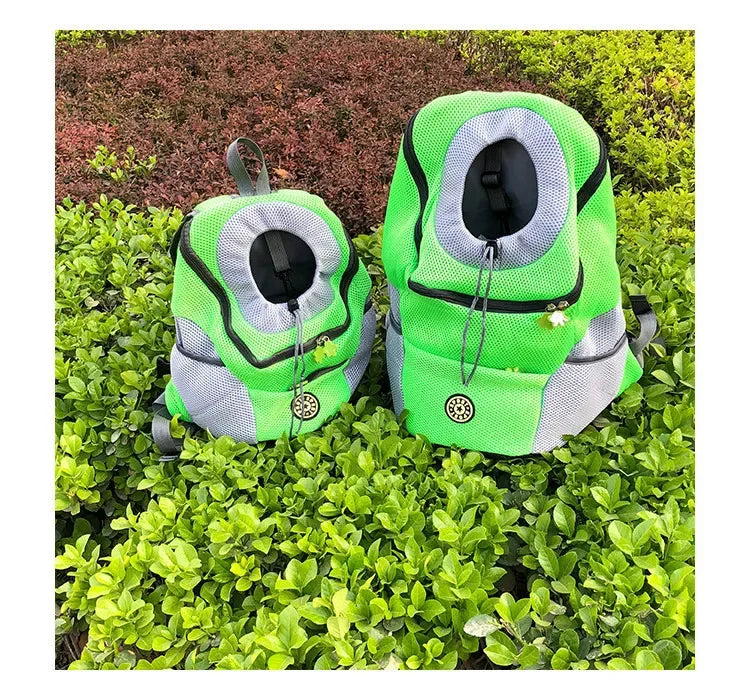 Nouveau chien animal de compagnie sac à dos transporteur sac de voyage avant Pack respirant réglable avec bandes réfléchissantes de sécurité pour la randonnée en plein air chats