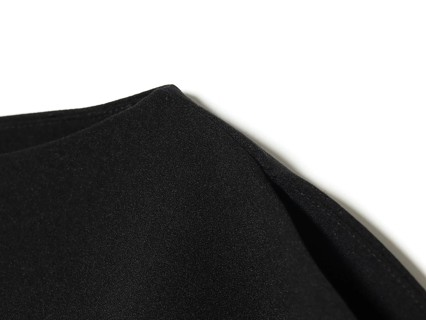 Blouse élégante à manches bouffantes et ourlet asymétrique pour femme — streetwear Y2K, printemps 2026