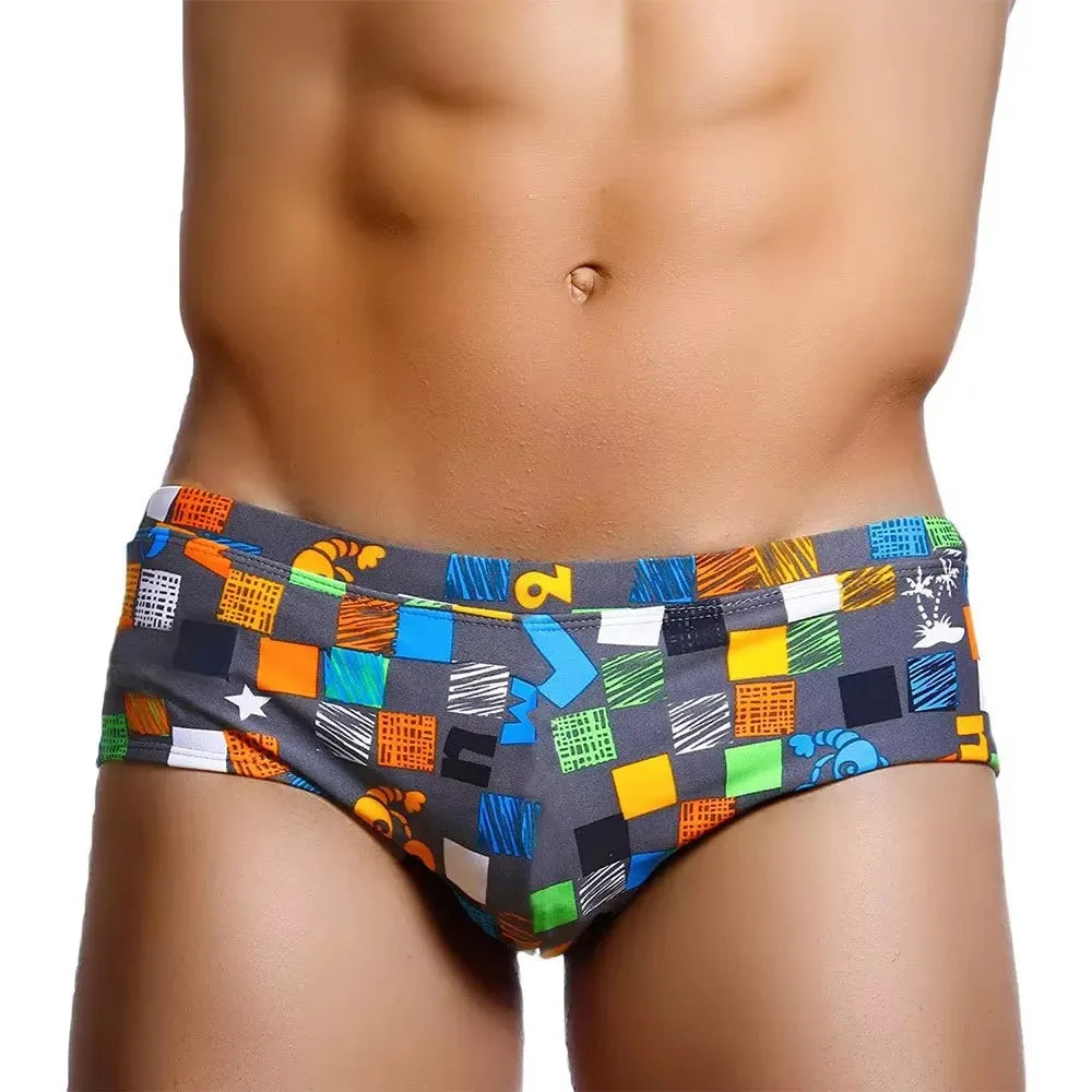 Hommes maillots de bain brésilien coupe traditionnelle maillots de bain bain Bikini Surf Boxer slips conseil Shorts troncs noir et rouge Sunga