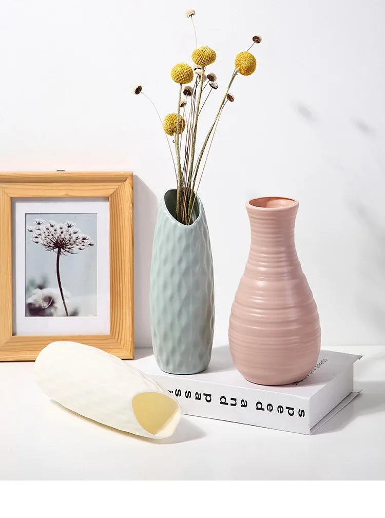 Vase nordique en plastique – Petit pot de fleurs décoratif pour salon, style moderne