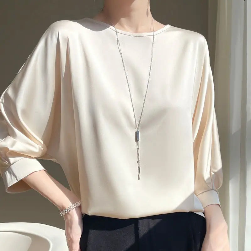 Nouveauté 2026 – T-shirt basique en satin de soie à manches courtes pour femme, col rond, coupe décontractée et légère, chemisier ample pour femme