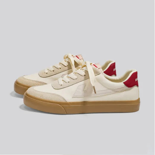 Chaussures Plates Légères & Respirantes 2025 — Confort Quotidien