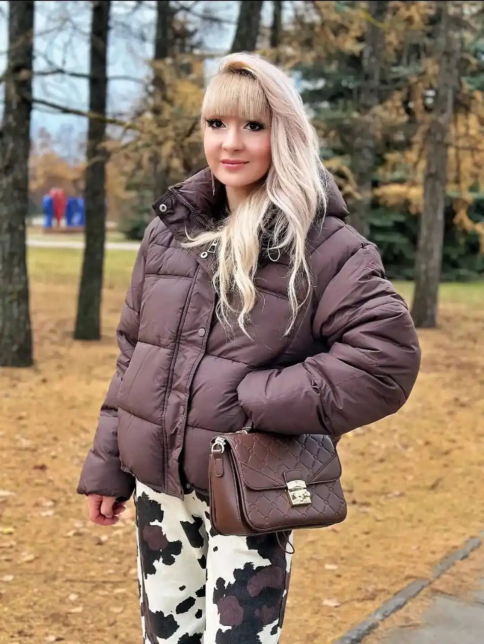 ZAROY Chaqueta de invierno para mujer, gruesa, cálida, con capucha, de algodón, Parkas de Corea, sólida, versátil, casual, abrigo corto, ropa de abrigo para la nieve, chaqueta