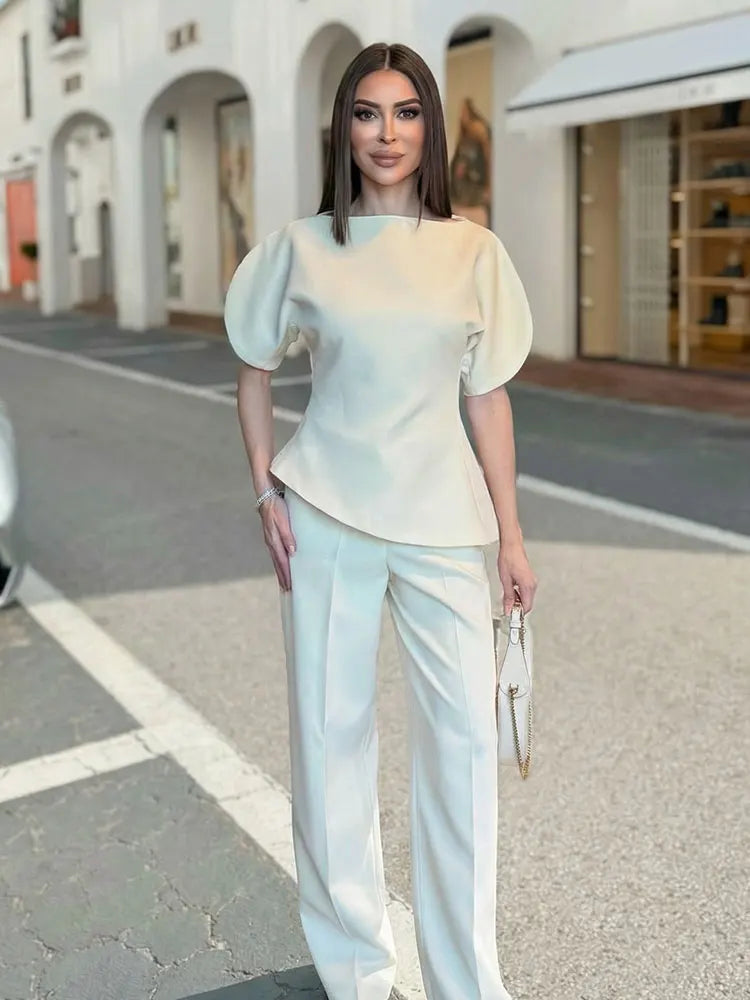 Blouse élégante à manches bouffantes et ourlet asymétrique pour femme — streetwear Y2K, printemps 2026