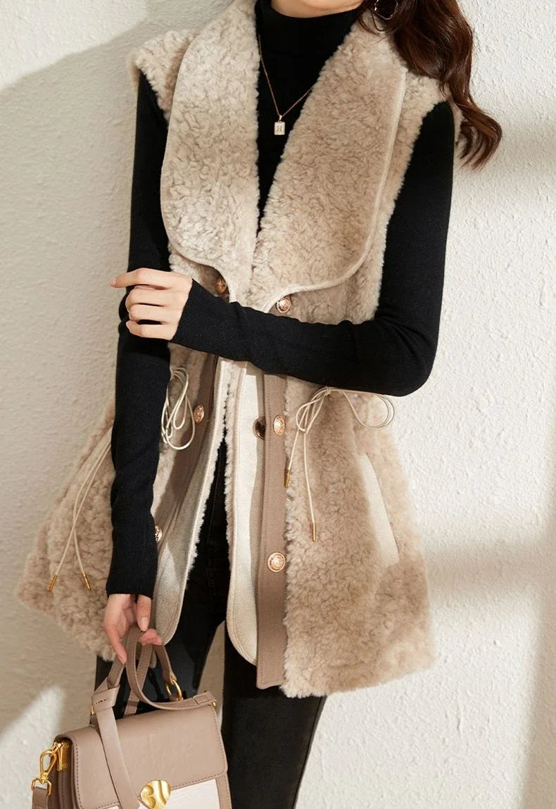 Gilets en peluche d'agneau pour femmes — automne, élégants, nouvelle collection