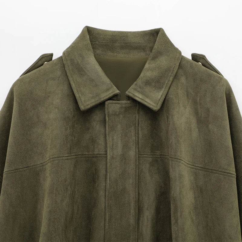 Veste bomber femme en daim — revers, fermeture éclair, manches longues, recadrée, 2025