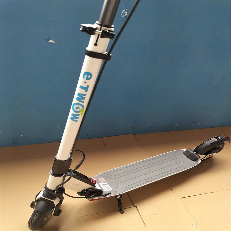 E-twow - Rod Version sporty electric scooter, 700W, 48V, 10.5 Ah, 46km/h speed, original