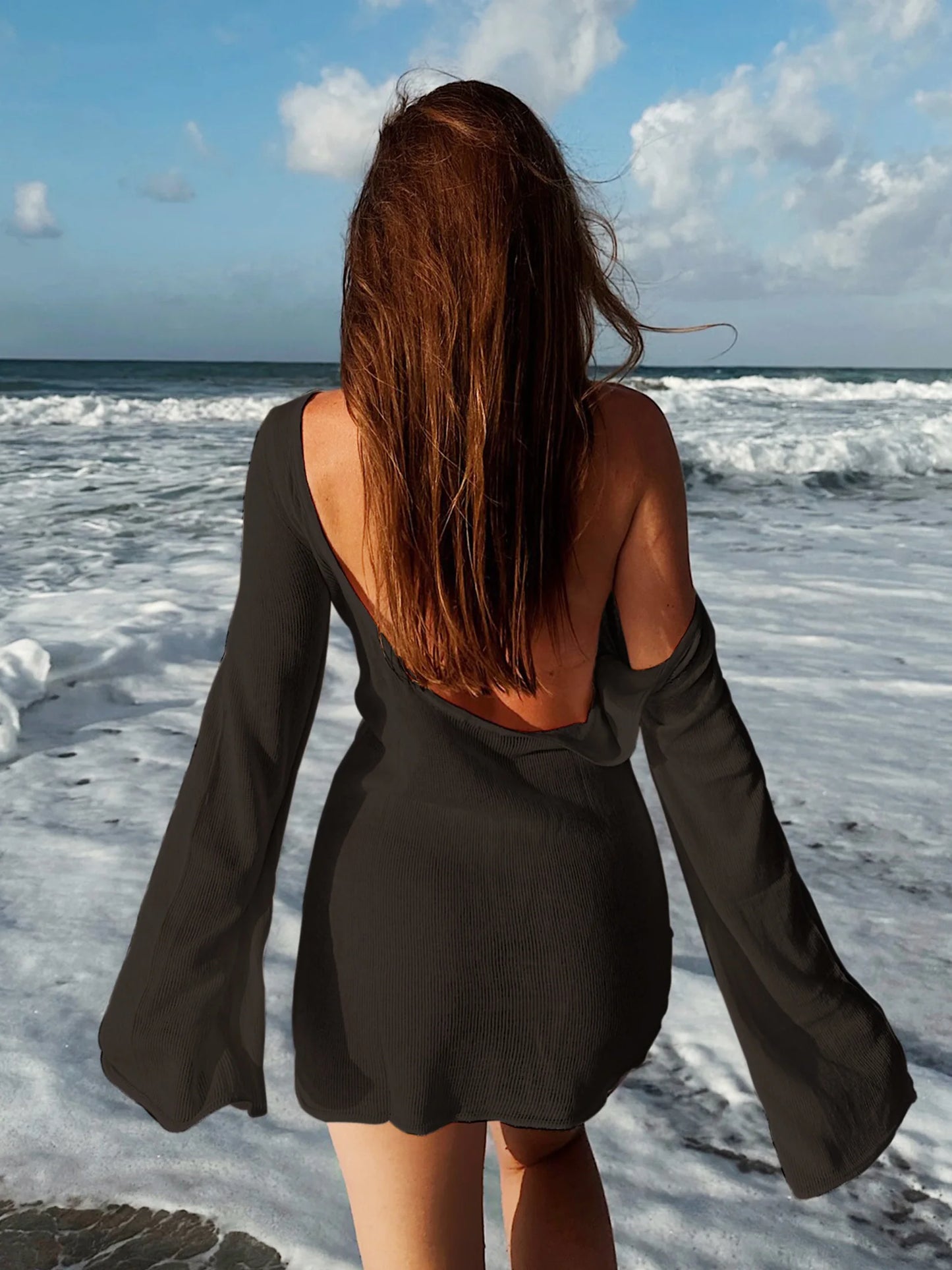 Robe de plage en tricot transparent pour femmes, dos nu, manches cloche, couleur unie, coverups de bain, élégante, col rond, mini, été, 2025, K98