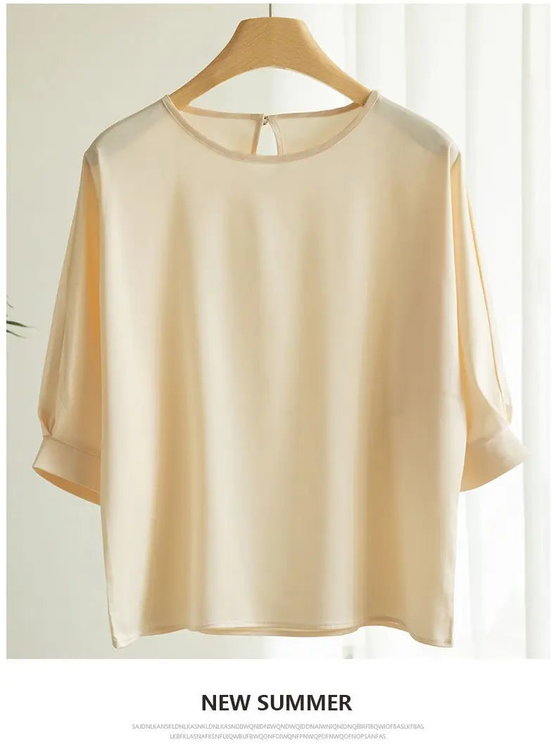 Nouveauté 2026 – T-shirt basique en satin de soie à manches courtes pour femme, col rond, coupe décontractée et légère, chemisier ample pour femme