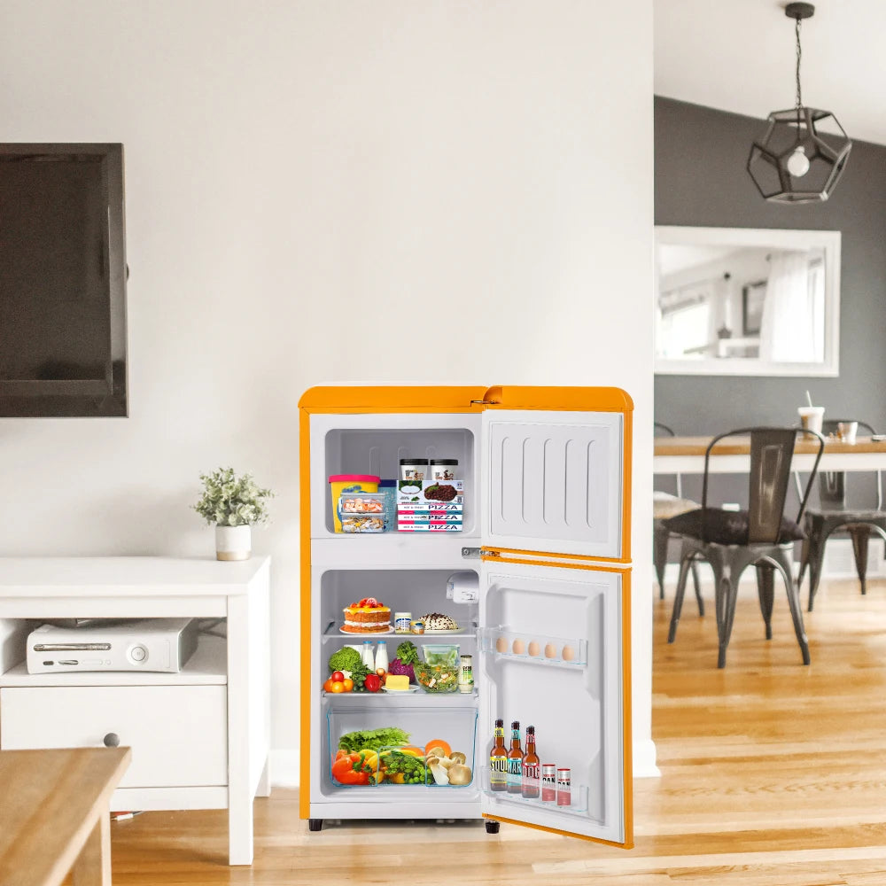 Frigorífico combi retro 45,5 cm de ancho, 2 puertas, 60 litros de volumen total, volumen de congelador 22 litros. 102 KWh/año,