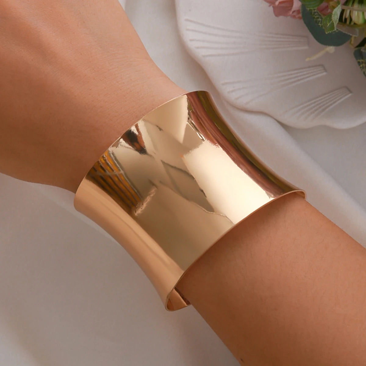 Bracelet de poignet exagéré en or brillant, accessoires de mode transfrontaliers européens et américains