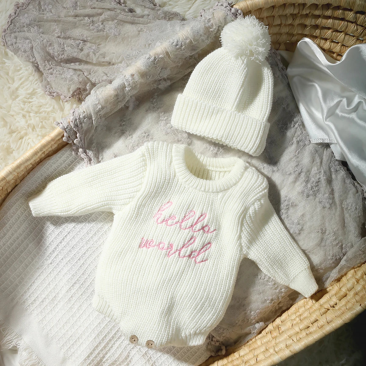 Barboteuse tricotée pour nouveau-né photographie — chapeau à pompon, pull bébé, séance photo HD (v3)