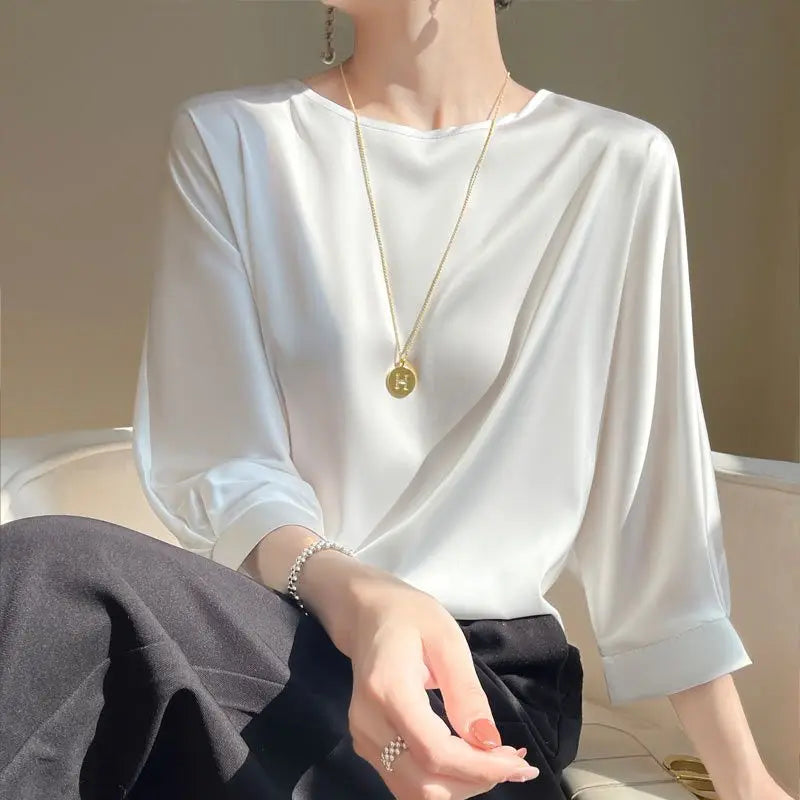 Nouveauté 2026 – T-shirt basique en satin de soie à manches courtes pour femme, col rond, coupe décontractée et légère, chemisier ample pour femme