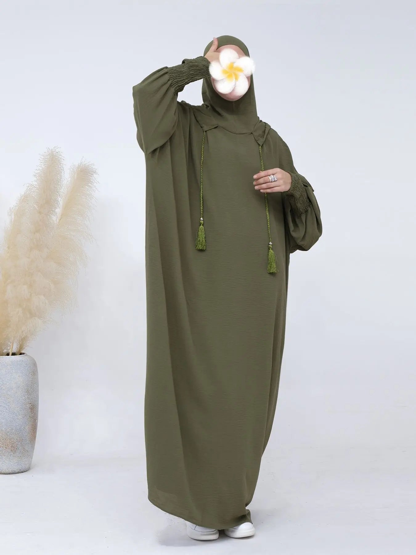 Abayas à pompons pour femmes musulmanes, vêtements de prière du Ramadan, Jalaba à capuche, manches chauve-souris décontractées solides, robe arabe financièrement, Djellab Eid